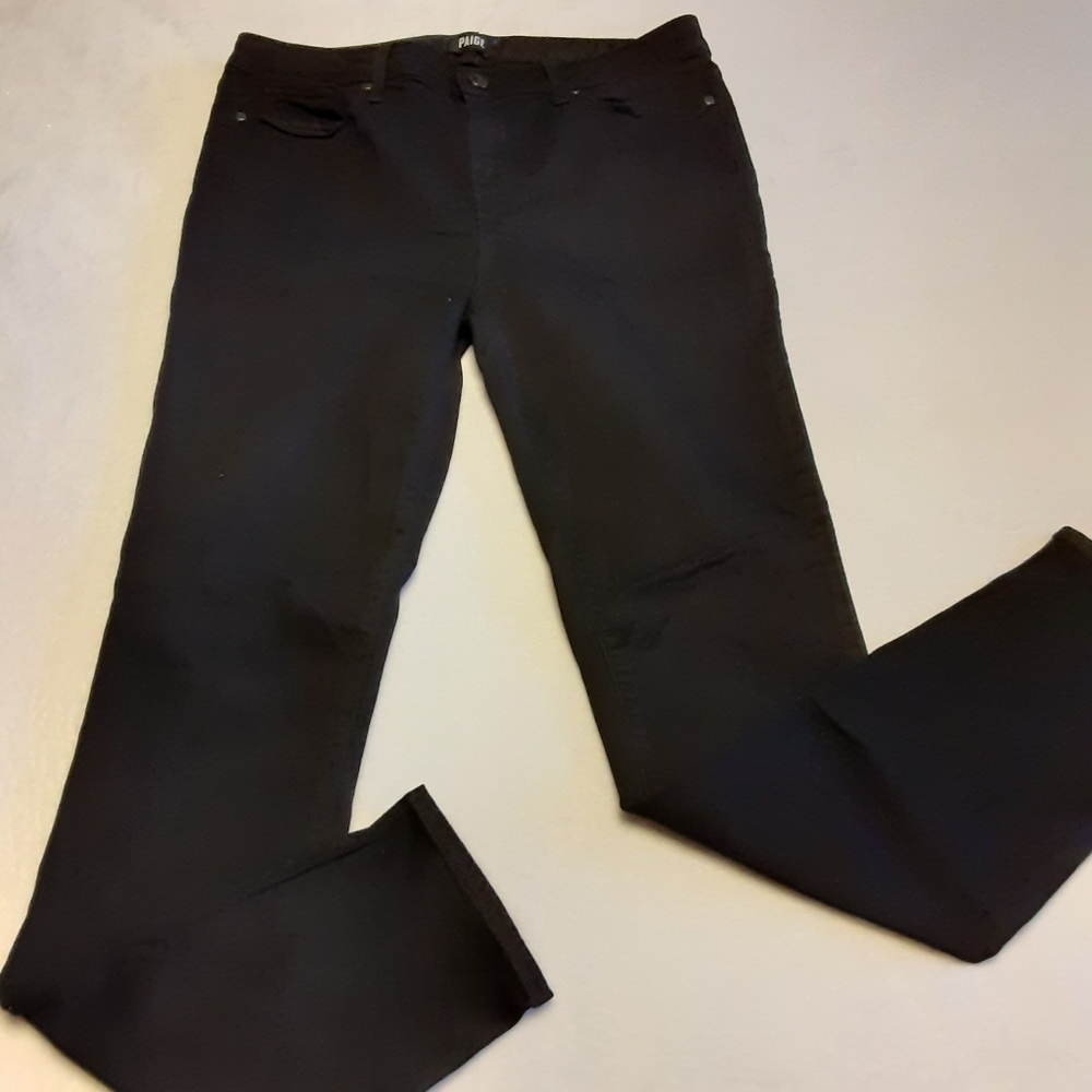 PAIGE Black Skinny Jeans Sleek Design